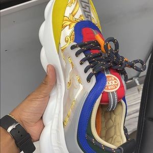 Versace chain reaction